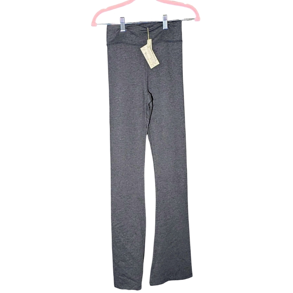 NWT Grey State Coal Heather Fluted Yoga Pants Size 1 Small High Rise Flare Grey
